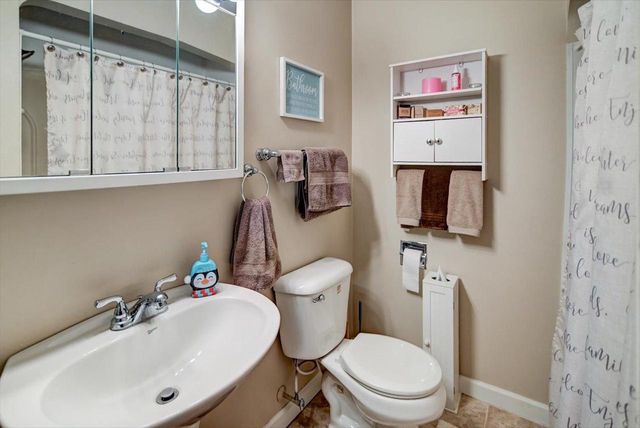 2122 E Johnson Street, Madison, WI 53704