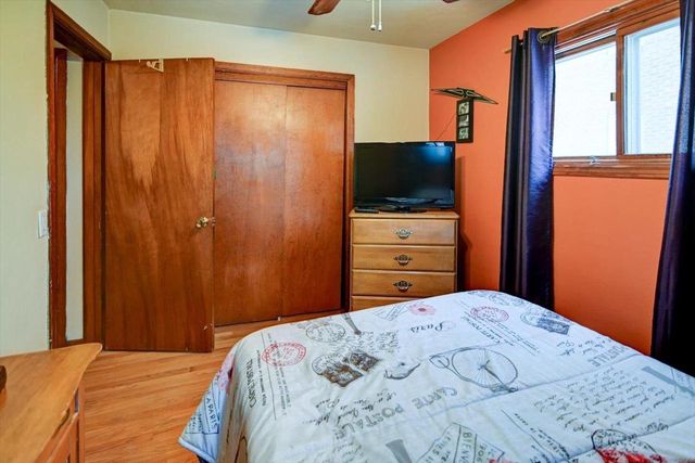 2122 E Johnson Street, Madison, WI 53704