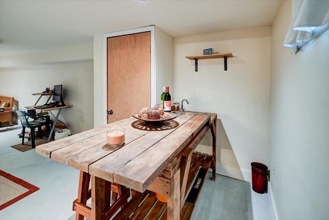 2122 E Johnson Street, Madison, WI 53704