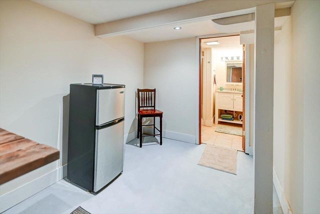 2122 E Johnson Street, Madison, WI 53704