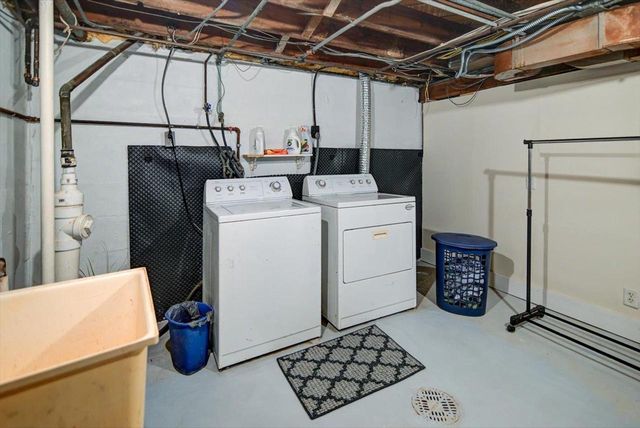 2122 E Johnson Street, Madison, WI 53704