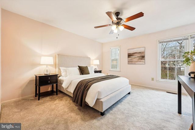 11617 PLEASANT MEADOW DR, Gaithersburg, MD 20878