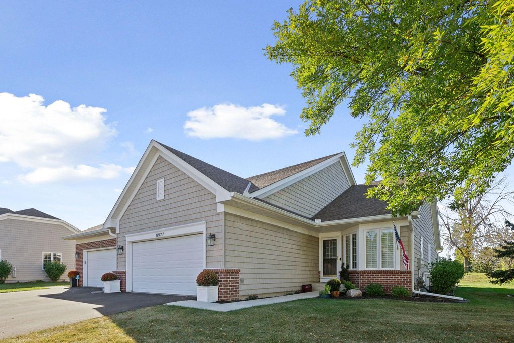 8977 Deer Run Drive, Victoria, MN 55386 — exterior