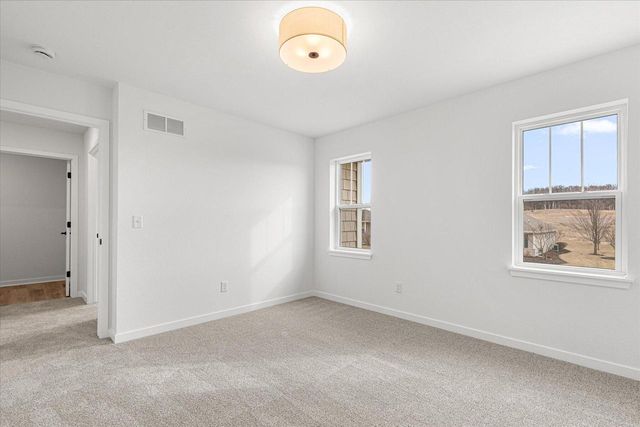 621 Belmont DRIVE, Watertown, WI 53094