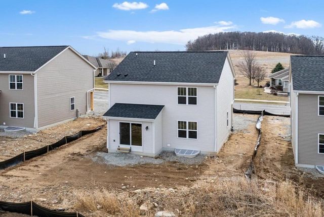 621 Belmont DRIVE, Watertown, WI 53094