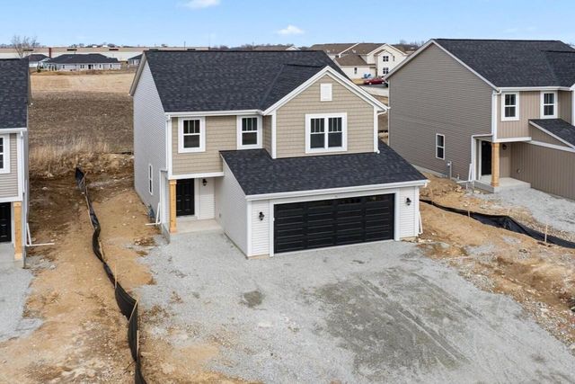 621 Belmont DRIVE, Watertown, WI 53094