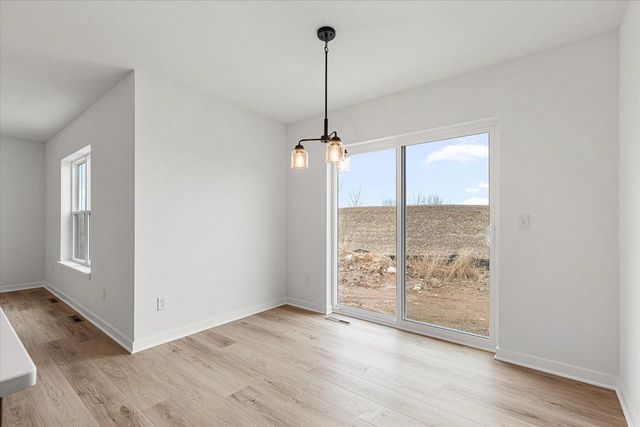 621 Belmont DRIVE, Watertown, WI 53094