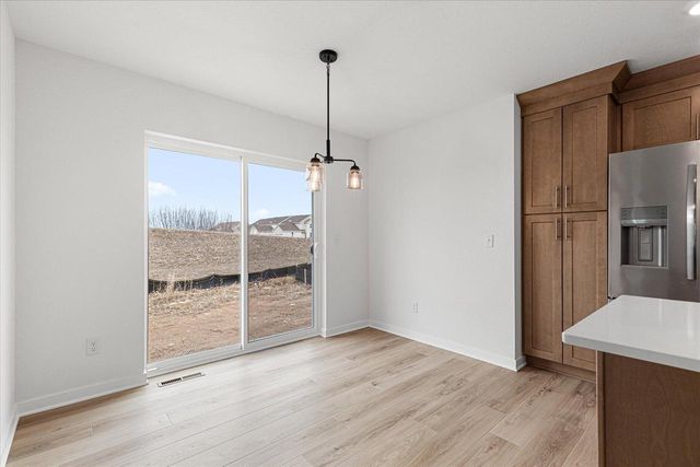 621 Belmont DRIVE, Watertown, WI 53094