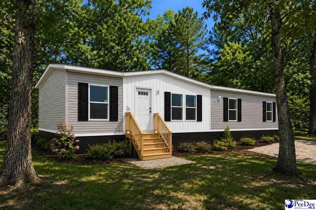 4067 Step Road, Wallace, SC 29596