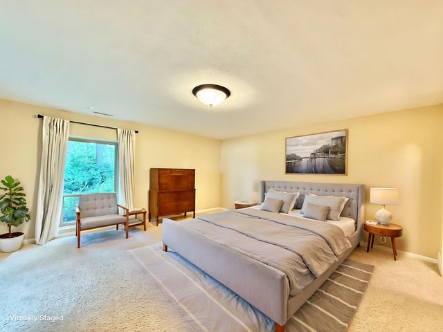 2107 S Pow Wow Trail, Beloit, WI 53511