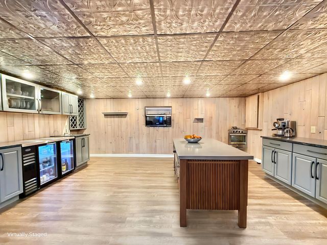 2107 S Pow Wow Trail, Beloit, WI 53511