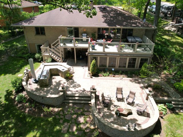 2107 S Pow Wow Trail, Beloit, WI 53511