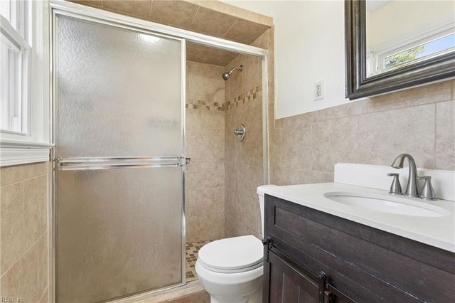 122 Kohler CRES, Newport News, VA 23606