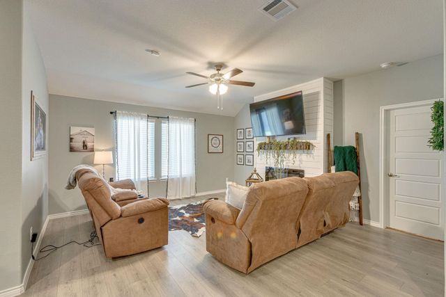 125 Coyote Trail, Caddo Mills, TX 75135