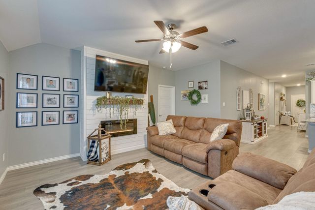 125 Coyote Trail, Caddo Mills, TX 75135