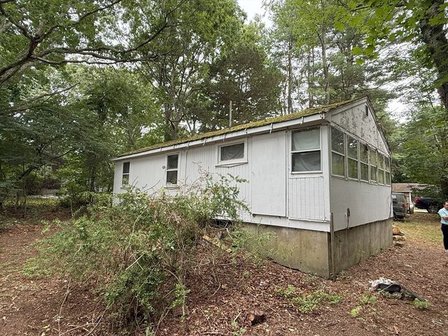 35 Water Street, Berkley, MA 02779