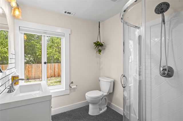 708 Sparks Ave, Austin, TX 78705