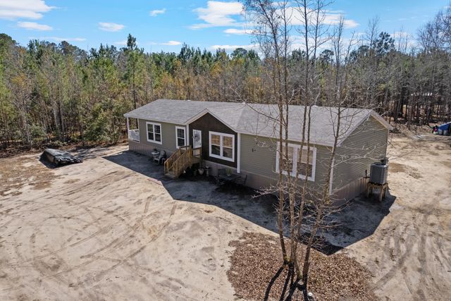 371 Rhode Drive, Cottageville, SC 29435