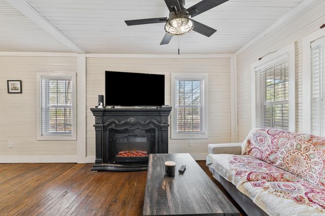 371 Rhode Drive, Cottageville, SC 29435