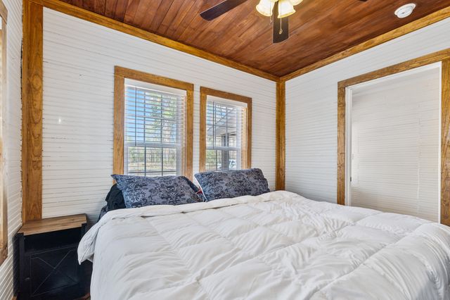 371 Rhode Drive, Cottageville, SC 29435