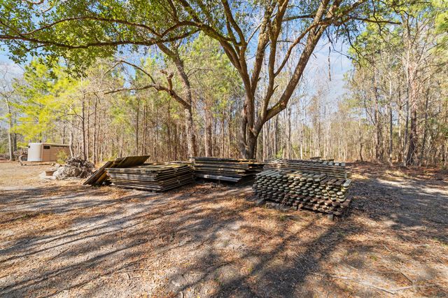 371 Rhode Drive, Cottageville, SC 29435