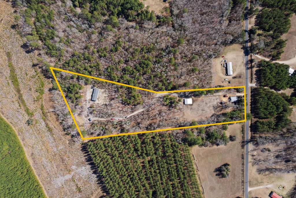 371 Rhode Drive, Cottageville, SC 29435