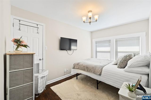 33-35 Mapes Avenue, Newark, NJ 07112