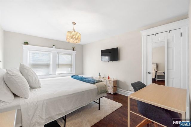 33-35 Mapes Avenue, Newark, NJ 07112