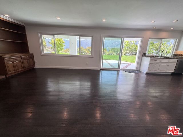 17230 Avenida De La Herradura, Pacific Palisades, CA 90272