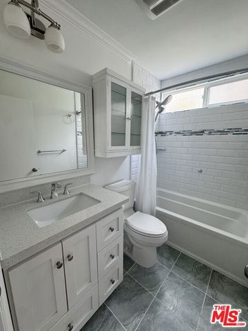 17230 Avenida De La Herradura, Pacific Palisades, CA 90272