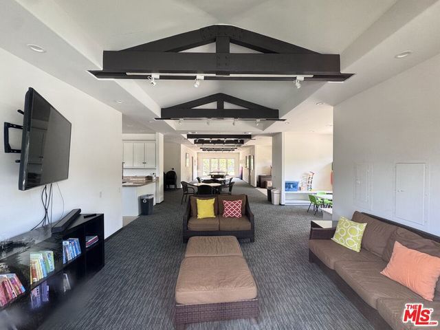 17230 Avenida De La Herradura, Pacific Palisades, CA 90272