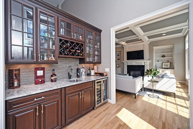 3901 Breeders Cup Court, Deerfield Twp., OH 45040