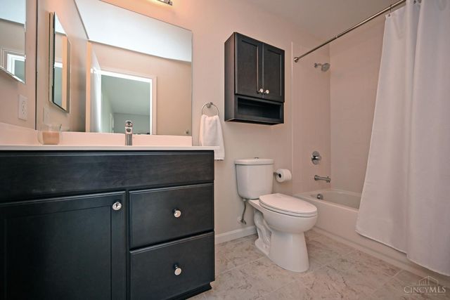 3901 Breeders Cup Court, Deerfield Twp., OH 45040