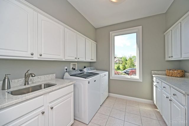 3901 Breeders Cup Court, Deerfield Twp., OH 45040
