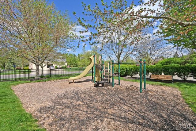 3901 Breeders Cup Court, Deerfield Twp., OH 45040