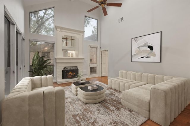 12859 Kingsbridge Lane, Houston, TX 77077