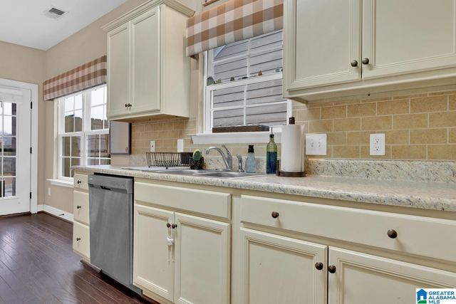 820 HAWTHORN LANE, Odenville, AL 35120