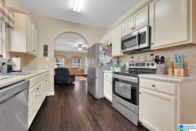 820 HAWTHORN LANE, Odenville, AL 35120