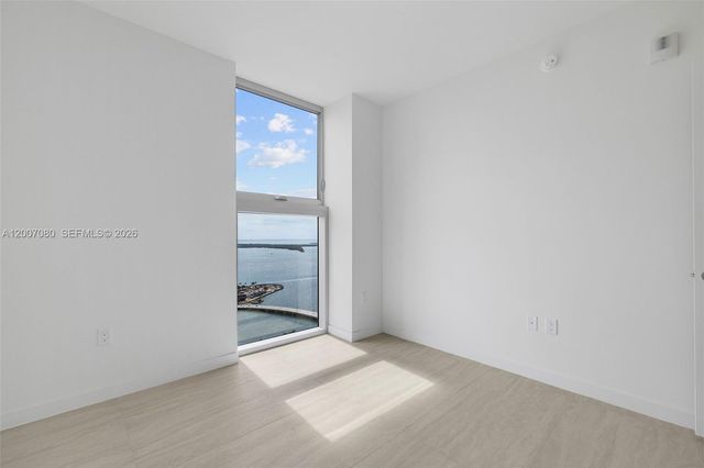 77 SE 5th St PH01, Miami, FL 33131
