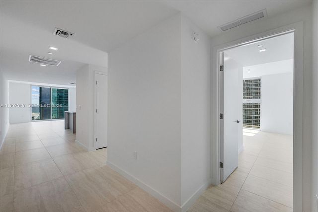77 SE 5th St PH01, Miami, FL 33131