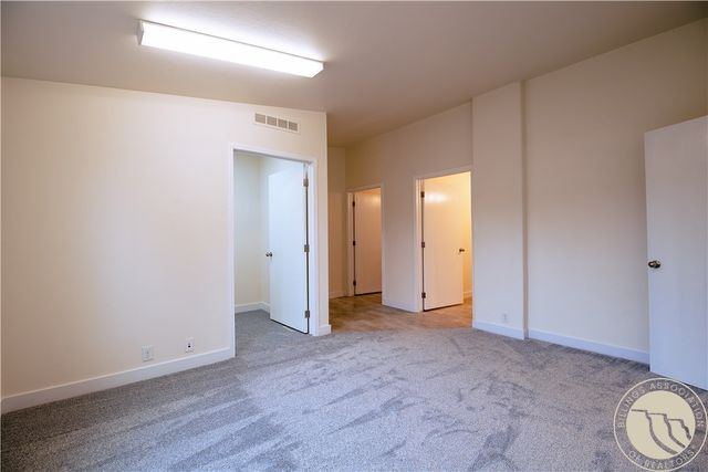 1st Ave W, Forsyth, MT 59327