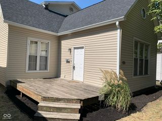 831 S 9th Street, Terre Haute, IN 47807