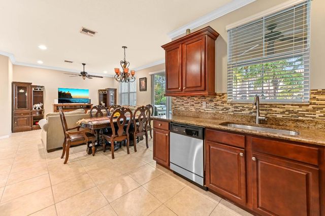 4627 Mediterranean Circle, Palm Beach Gardens, FL 33418