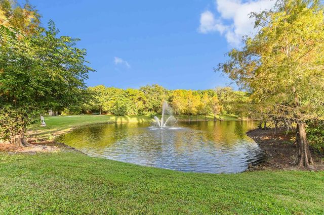 4627 Mediterranean Circle, Palm Beach Gardens, FL 33418