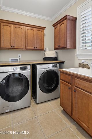 705 Kensington Drive, Greenville, NC 27858
