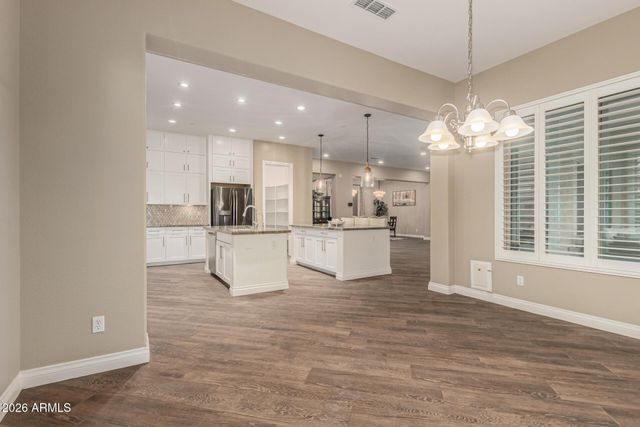 3022 E WILDHORSE Drive, Gilbert, AZ 85297