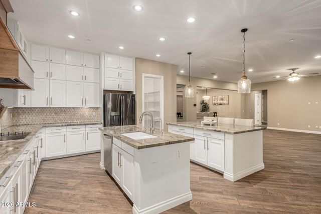 3022 E WILDHORSE Drive, Gilbert, AZ 85297