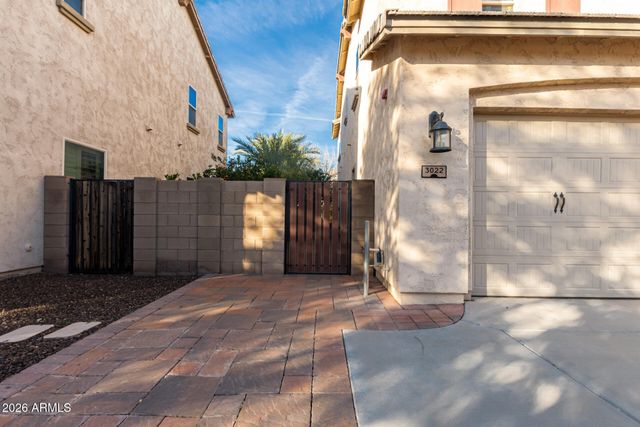 3022 E WILDHORSE Drive, Gilbert, AZ 85297