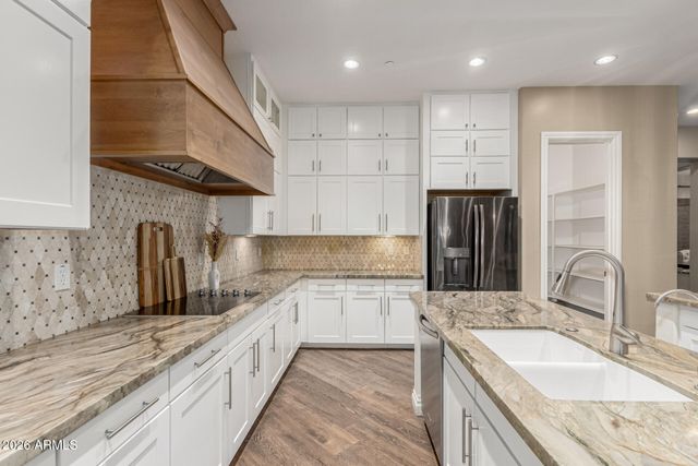 3022 E WILDHORSE Drive, Gilbert, AZ 85297