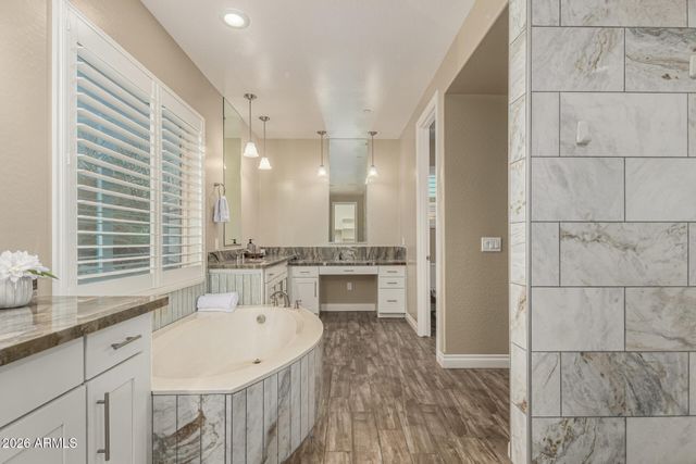 3022 E WILDHORSE Drive, Gilbert, AZ 85297